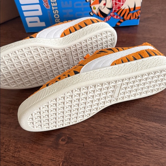 Puma Kellogg’s Frosted Flakes adult suede Tony the Tiger sneakers - Picture 4 of 12